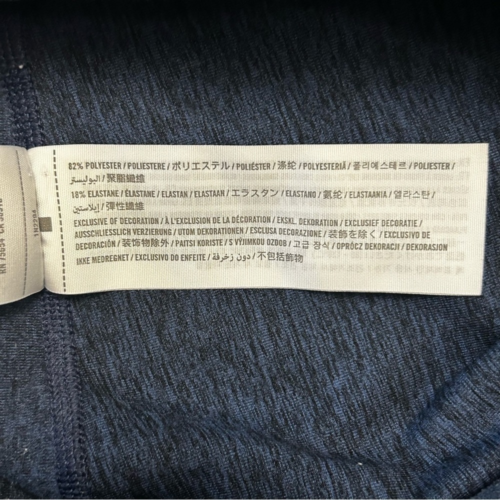 Abercrombie & Fitch Women's Blue Ripped Leggings, Extra Small - Picture 4 of 5